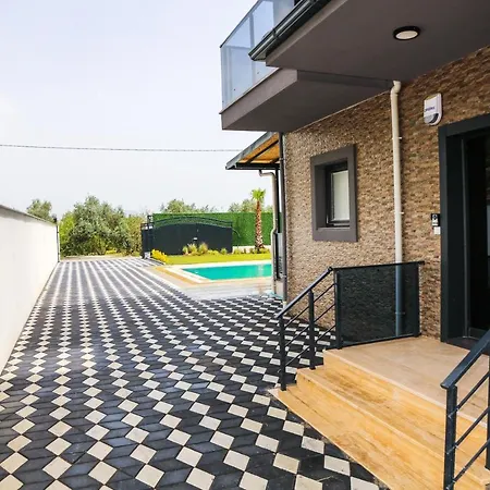 Semi -privater Aussenpool & Innenpool - Whirlpool * Ortaca (Mugla)