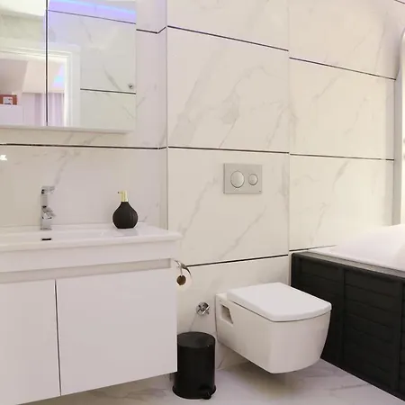וילה Semi -privater Aussenpool & Innenpool - Whirlpool Ortaca (Mugla)