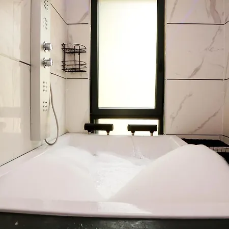 Semi -privater Aussenpool & Innenpool - Whirlpool Ortaca (Mugla)