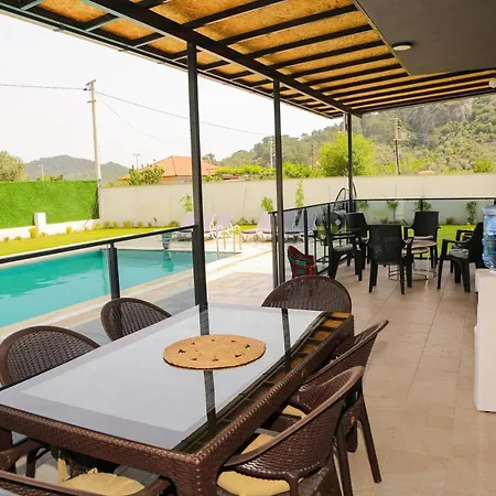 Semi -privater Aussenpool & Innenpool - Whirlpool * Ortaca (Mugla)