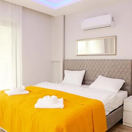 Semi -privater Aussenpool & Innenpool - Whirlpool * Ortaca (Mugla)